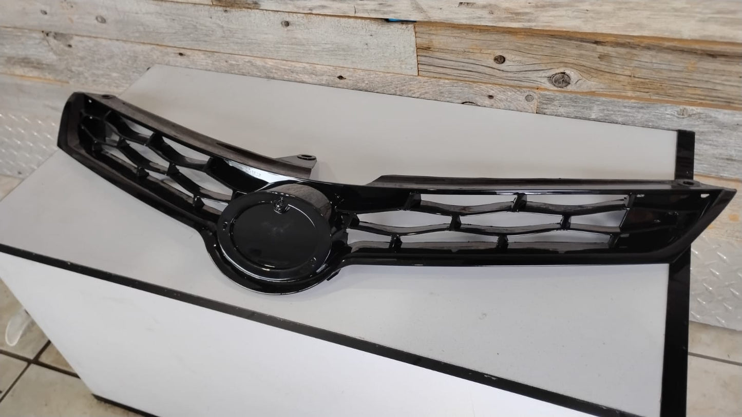 TOYOTA COROLLA 2014 2016 Grille assy S