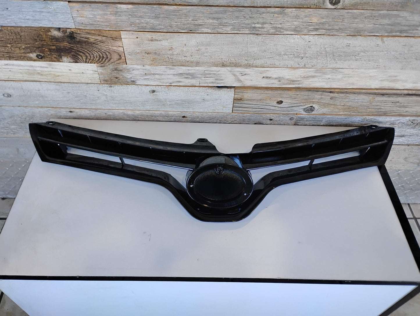 TOYOTA COROLLA 2014 2016 Grille assy CE|L|LE|LE ECO; w/o Emblem