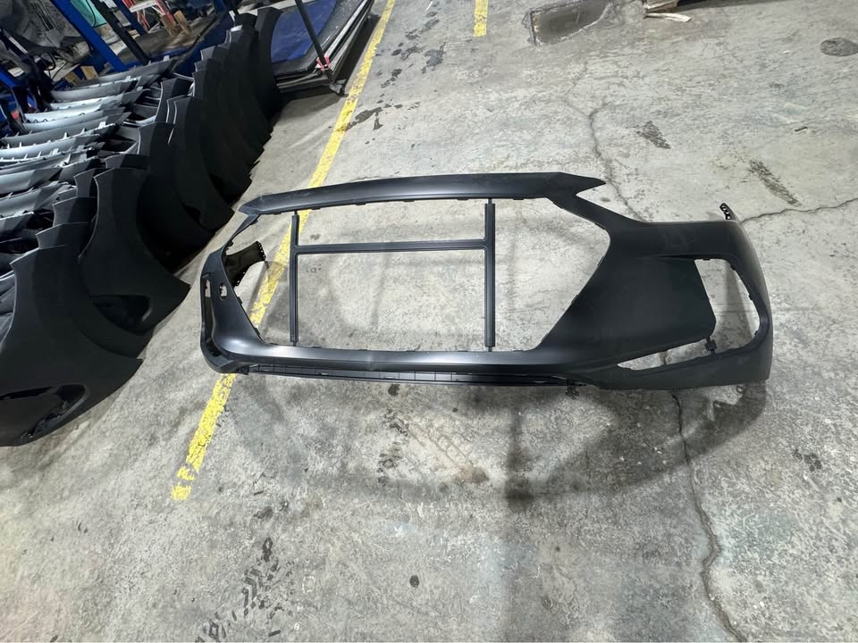 HYUNDAI ELANTRA 2017 FRONT BUMPER OCCASION!!