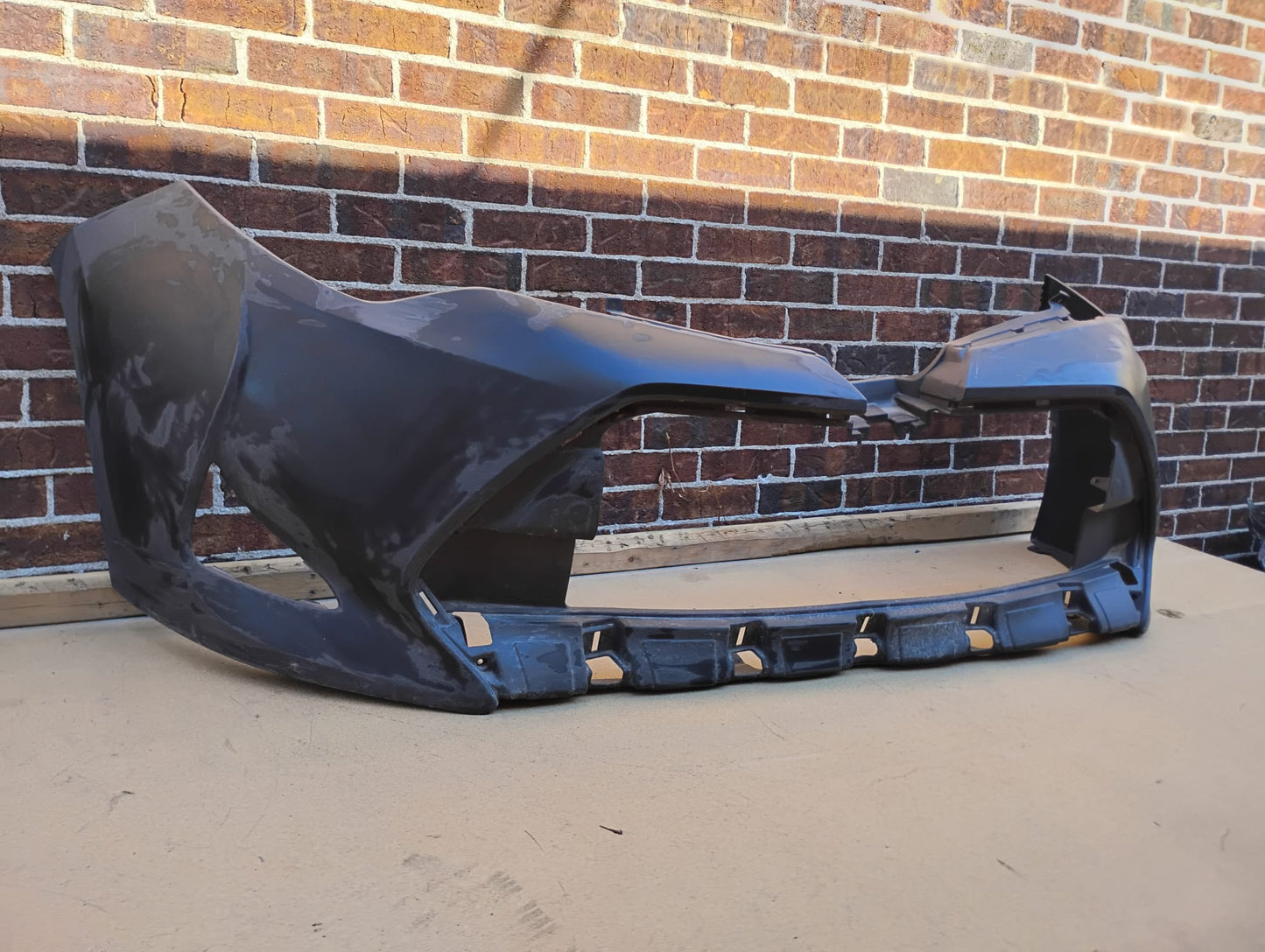 TOYOTA YARIS 2015 2017 Front bumper cover H/B; prime