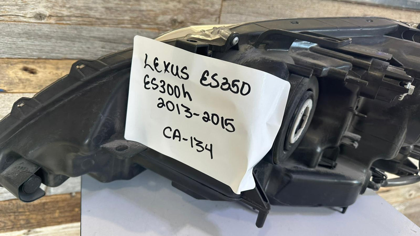 LEXUS ES300h/ES35O 2013-2015 Passenger Headlamp lens/housing HID