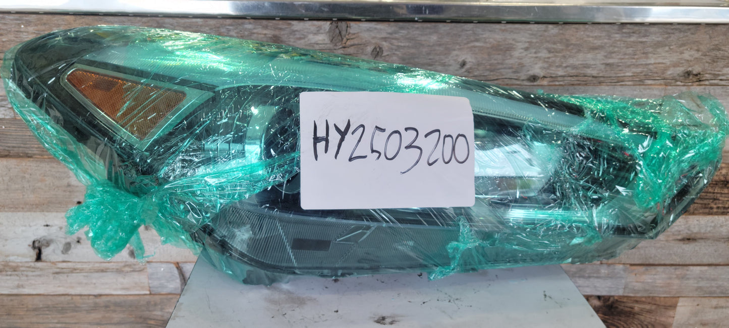 HYUNDAI TUCSON 2016 2018 PASSENGER Headlamp assy composite Halogen; w/LED Position Lamp