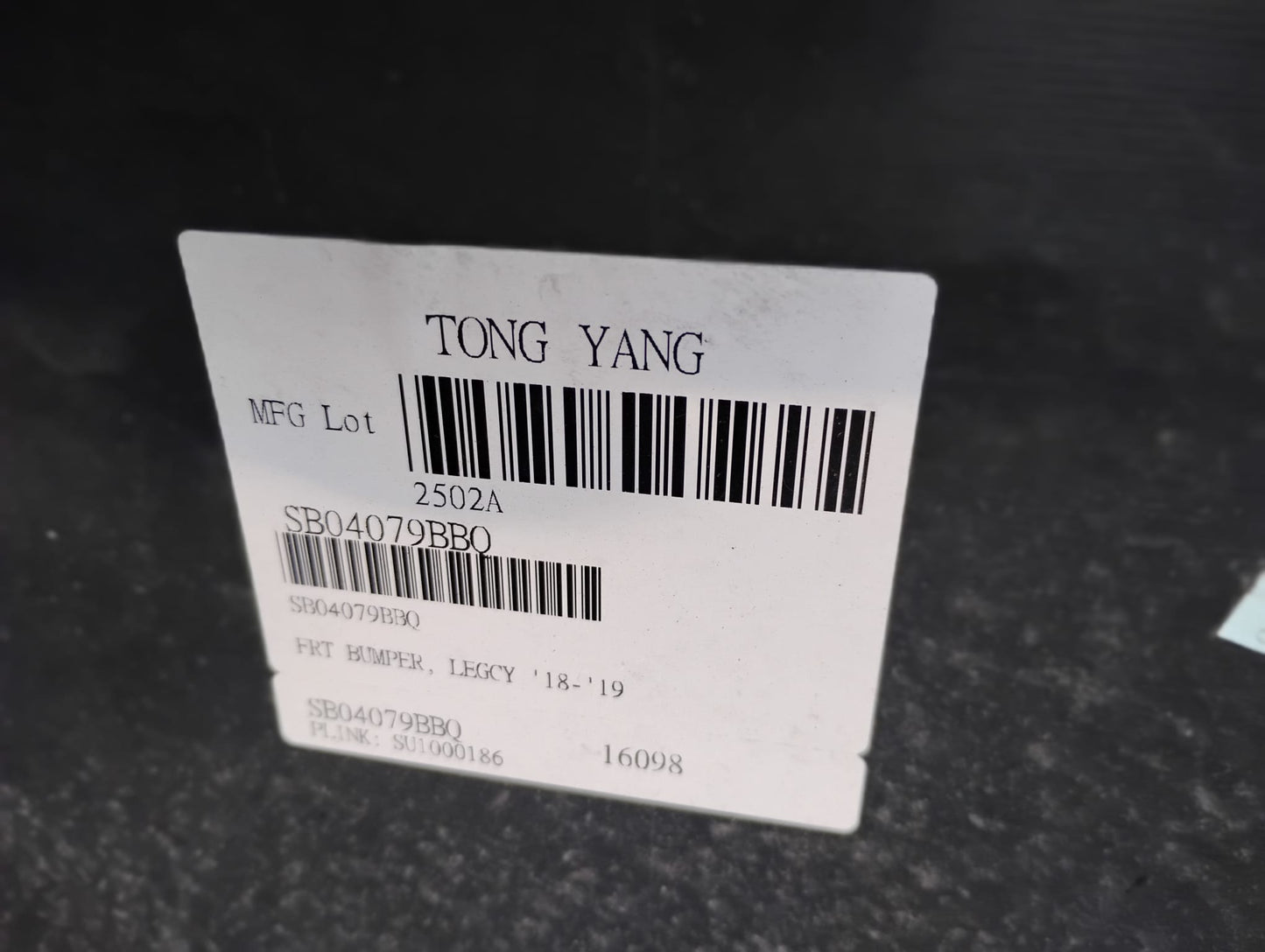 SUBARU LEGACY 2018 -2019 Front bumper cover prime OCCASION !