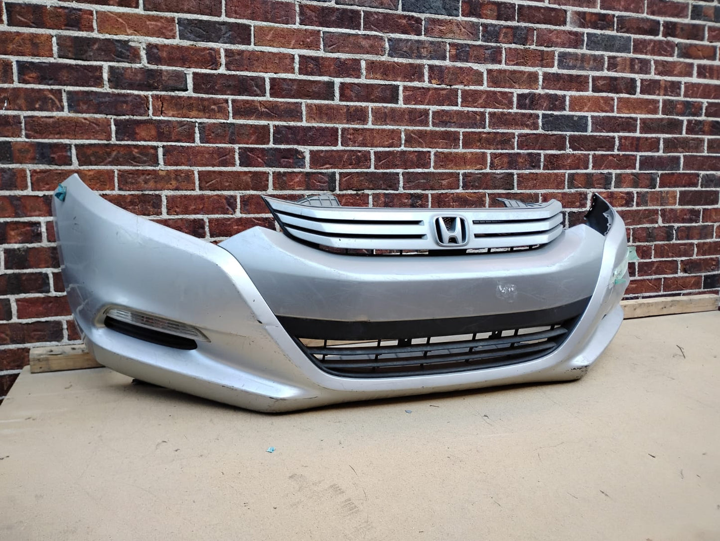 Honda Insight Hatchback w/ fog light holes Front Bumper Cover For 2010-2011