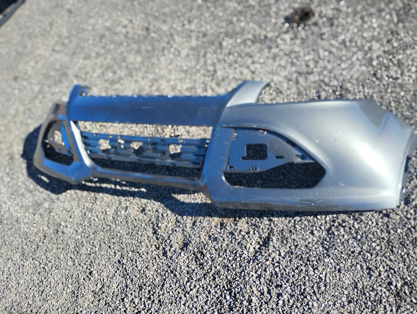 FORD SCAPE FRONT BUMPER ALL ESCP 13-16 OCCASION!!!