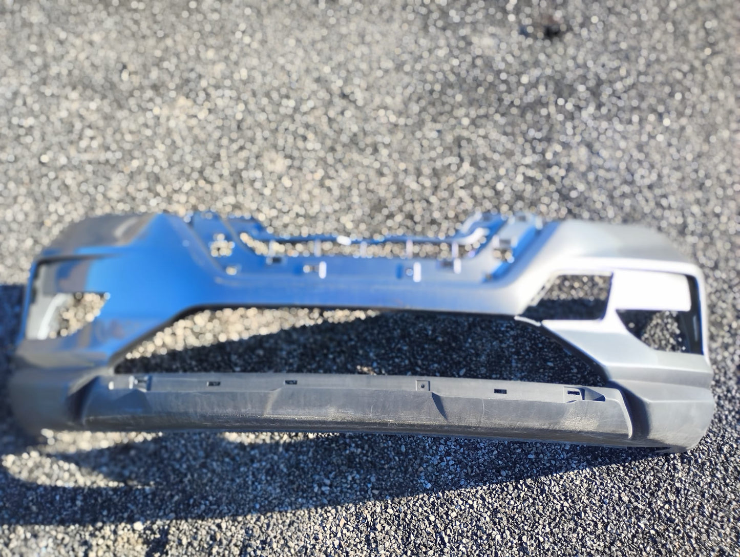NISSA ROGUE 2017 2020 Front bumper cover 