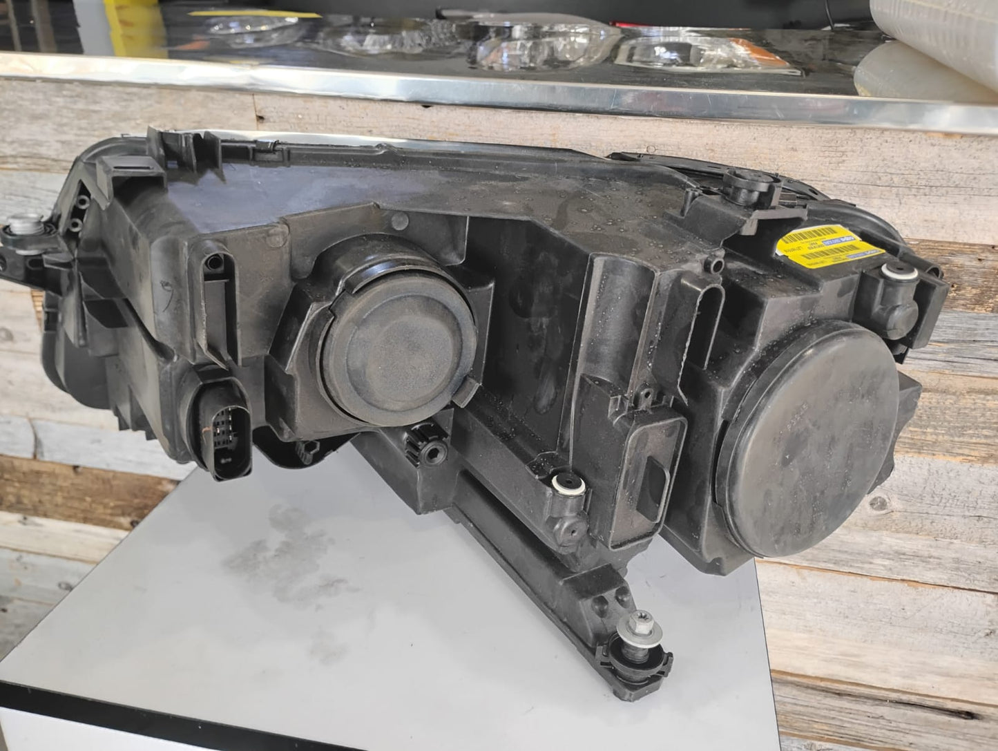Volkswagen Tiguan, 18-21, Halogen PASSAGER SIDE