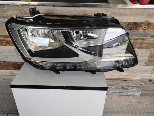 Volkswagen Tiguan, 18-21, Halogen PASSAGER SIDE