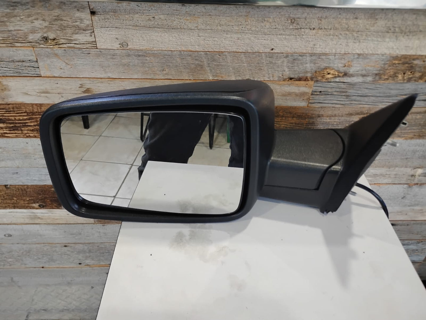 DODGE RAM MIRROR RAM P/UP R1500, R2500, R3500 13-17; MANUAL REMOTE, TEXTURED BLACK, W/O Tow Package  DRIVER SIDE