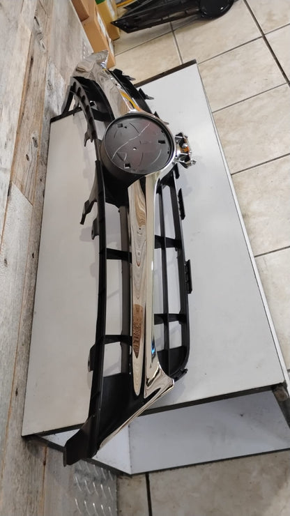 TOYOTA CAMRY 2015 2017 Grille assy LE|XLE; w/o Pre-Collision System