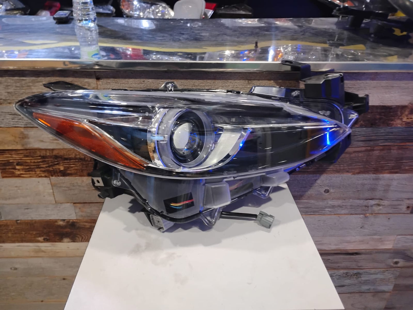 Mazda 3 Sedan, 17-18  PASSENGER SIDE w/o Auto Level Control, HID Headlamp