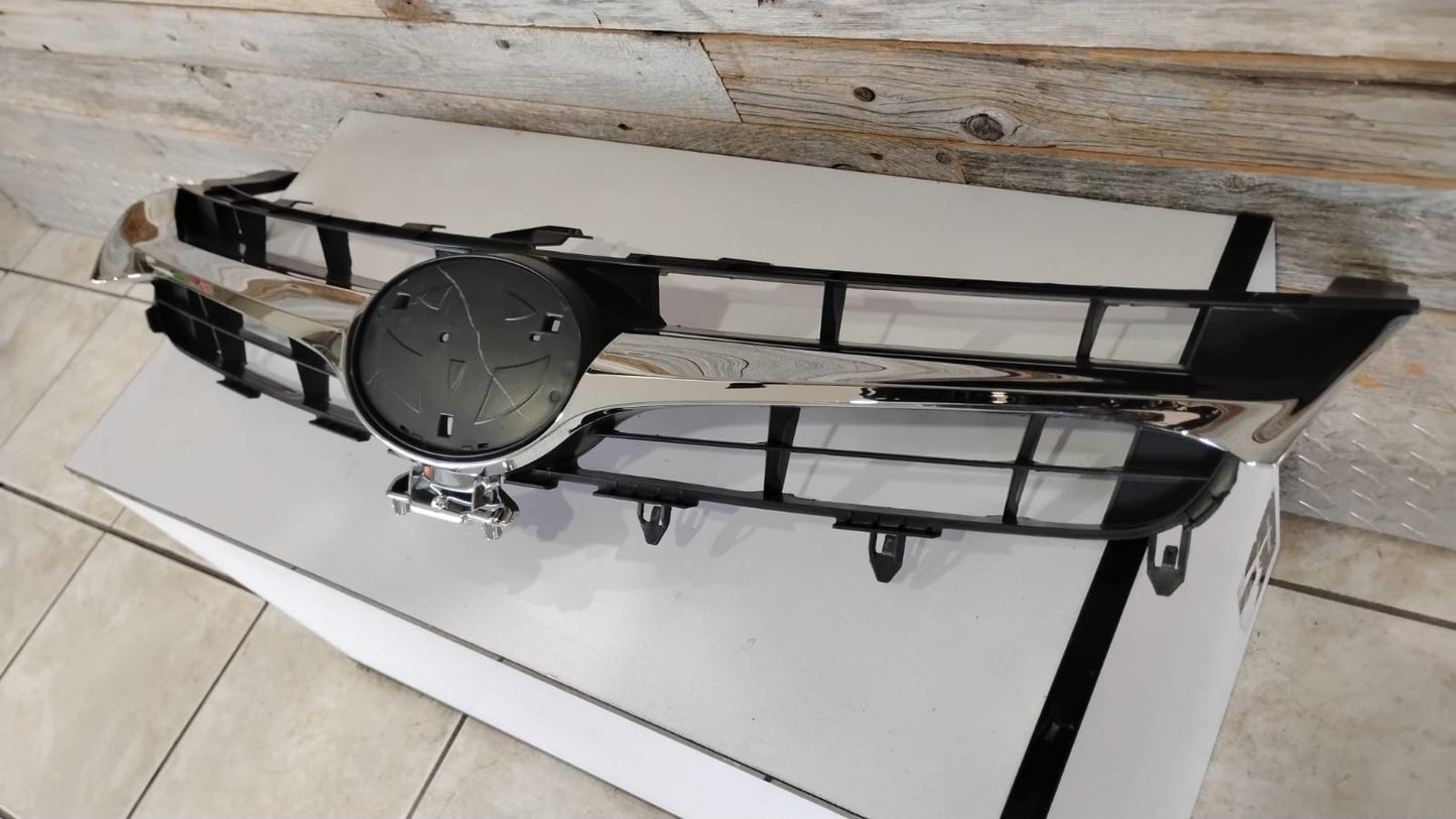 TOYOTA CAMRY 2015 2017 Grille assy LE|XLE; w/o Pre-Collision System