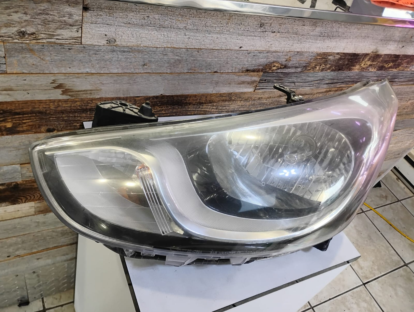 HYUNDAI ACCENT 2012 2014 Driver Headlamp assy composite H/B; Std Type