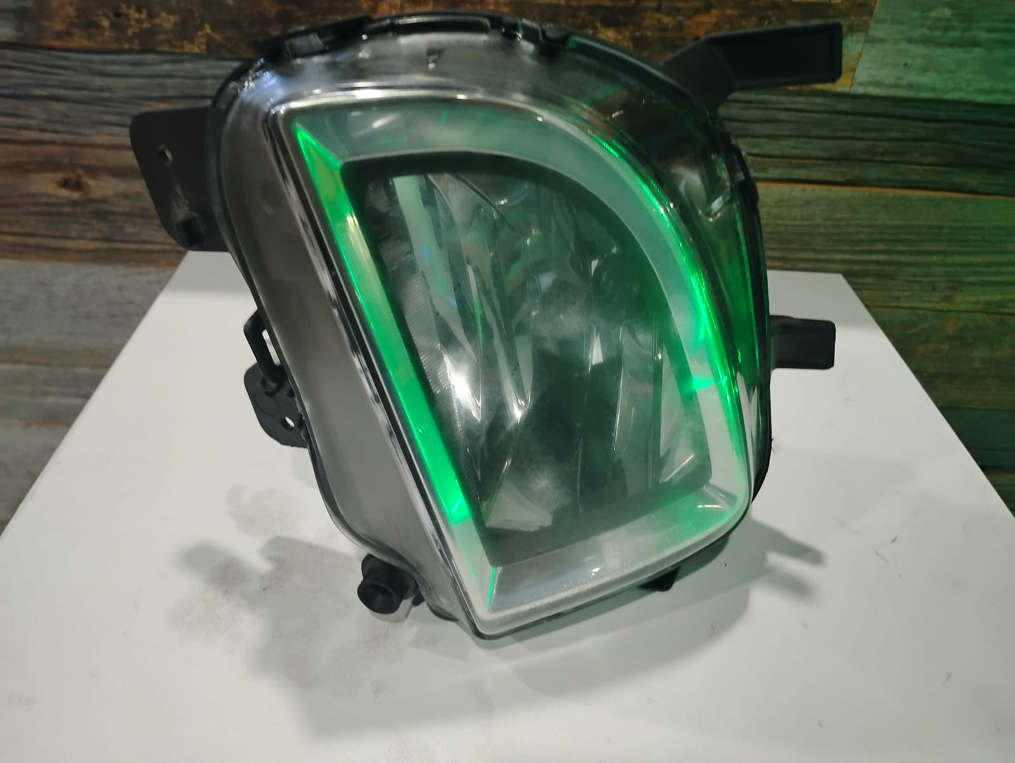 VOLKWAGEN GOLF GTI 2010 - 2014  FOG LAMP PASSAGER SIDE