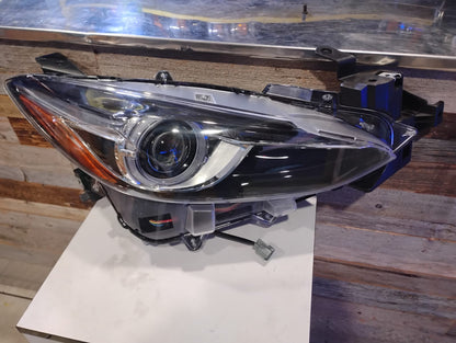 Mazda 3 Sedan, 17-18  PASSENGER SIDE w/o Auto Level Control, HID Headlamp