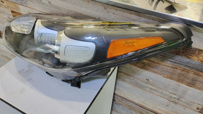 KIA SPORTAGE 2017 2022 Driver Headlamp assy composite AWD