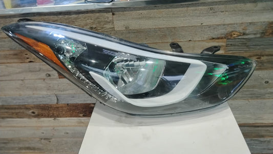 HYUNDAI ELANTRA PASSAGER -LMP RH ASS WO/LED KOR SDN ELNTRA 14-16