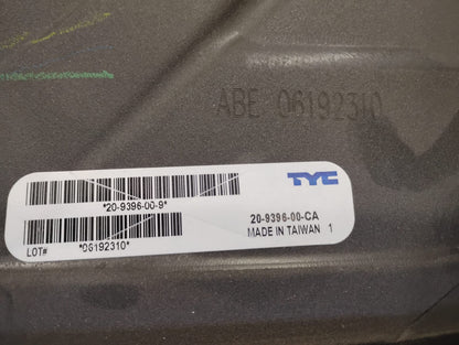 DODGE RAM 1500 2013 2018 Driver Headlamp assy composite Halogen; w/o Daytime Running Lamps; Chrome