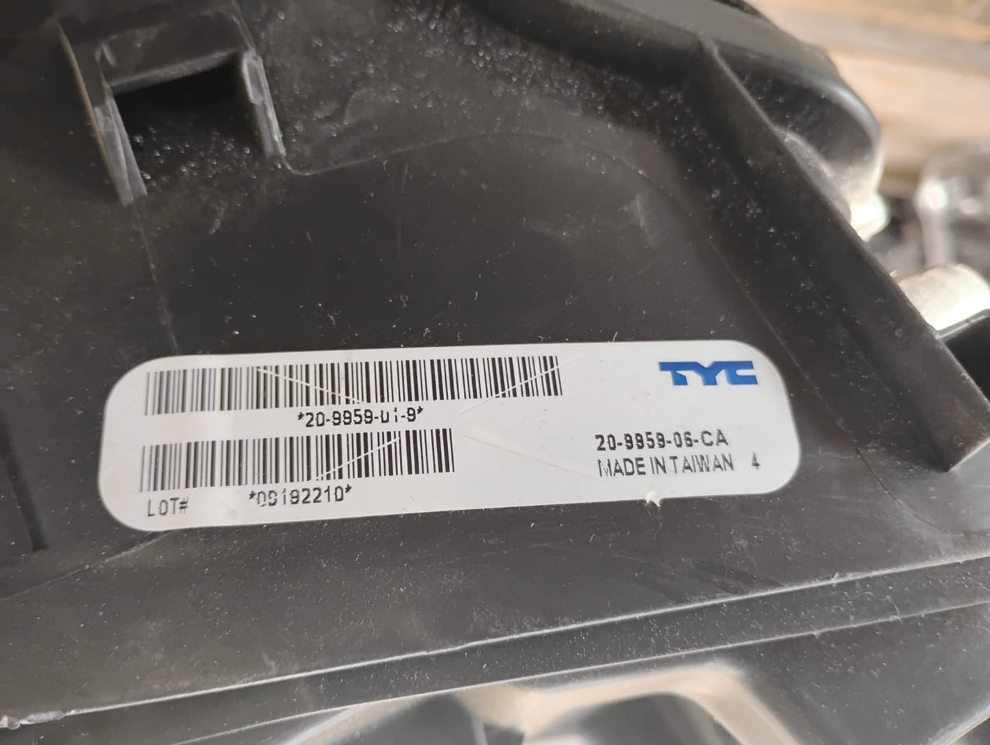 AUDI Q7 2017 2019 Passenger Headlamp assy composite Xenon