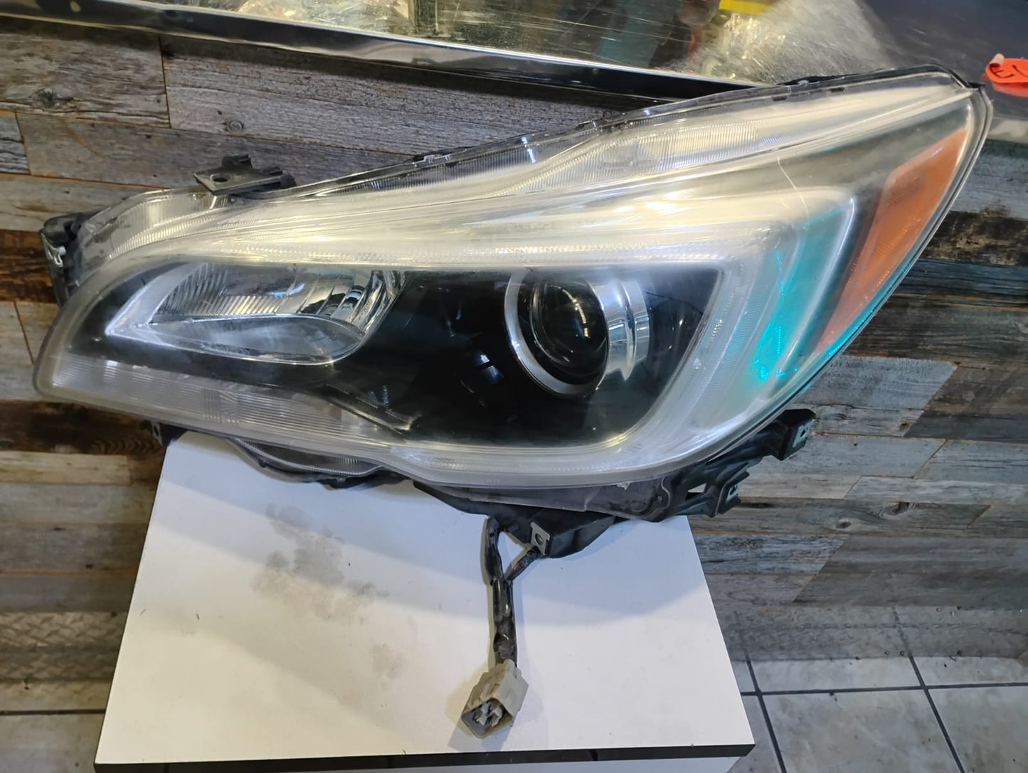 SUBARU OUTBACK 2015 2017 DRIVER SIDE  Headlamp assy composite Halogen