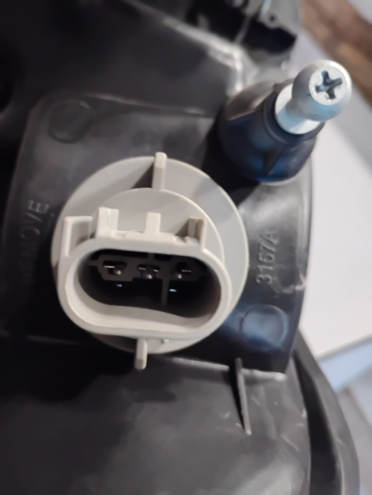 DODGE RAM 1500 2013 2018 Driver Headlamp assy composite Halogen; w/o Daytime Running Lamps; Chrome