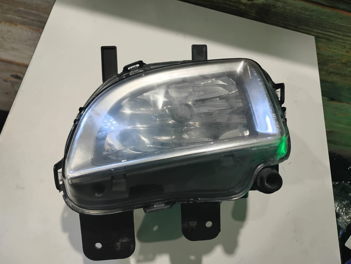 VOLKWAGEN GOLF GTI 2010 - 2014  FOG LAMP PASSAGER SIDE