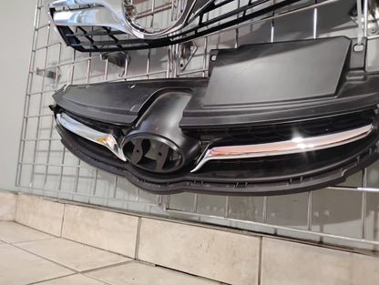 HYUNDAI ELANTRA 2011 2013 Grille assy LIMITED; Sedan; USA Built