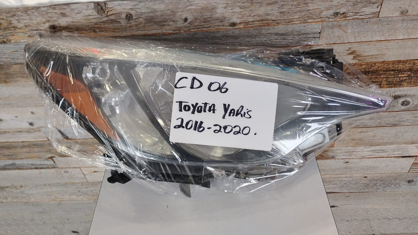 YARIS SEDAN 2016 2017 (CANADA) /16 SCION iA (USA) PASSAGER SIDE