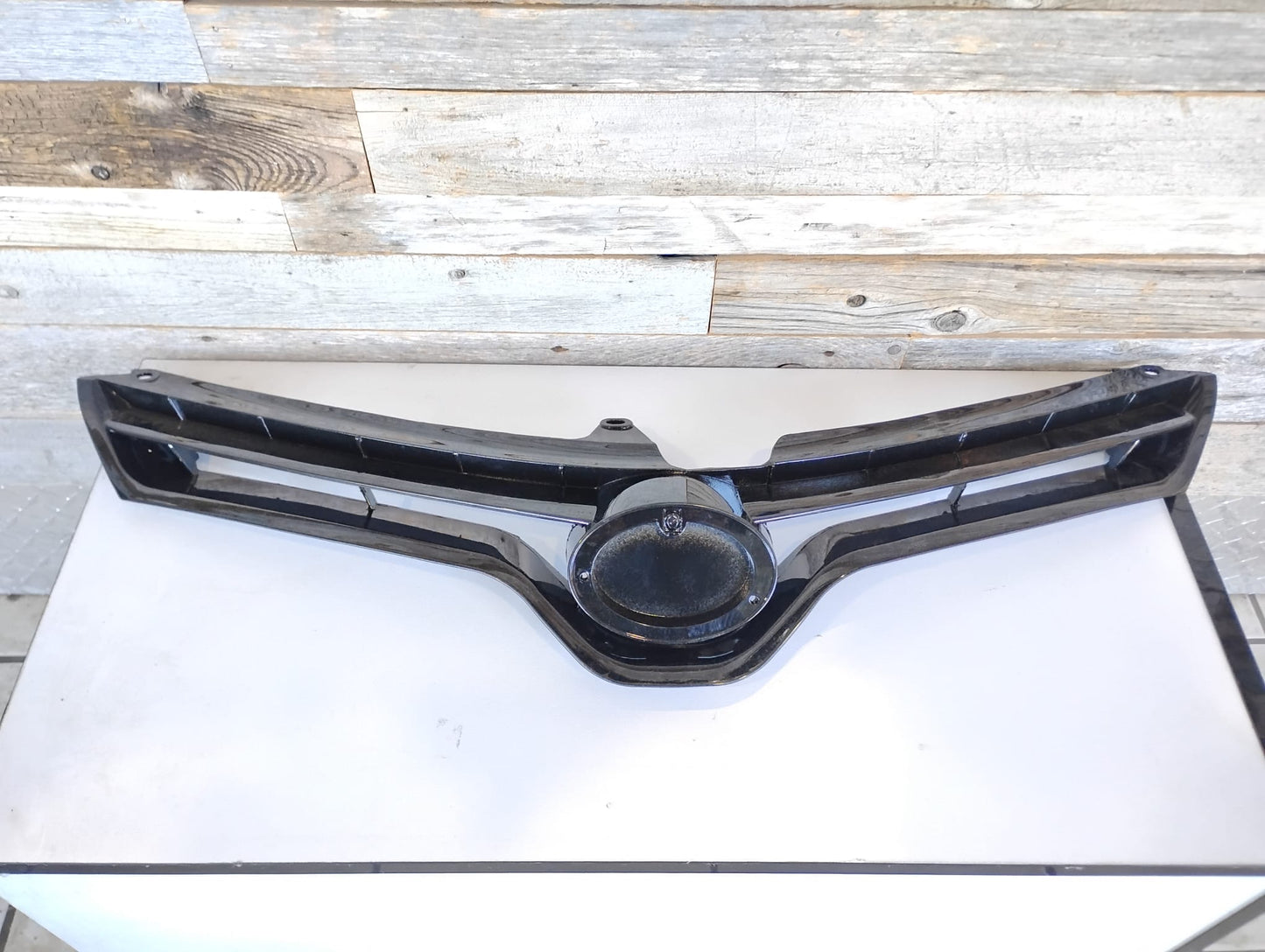 TOYOTA COROLLA 2014 2016 Grille assy CE|L|LE|LE ECO; w/o Emblem