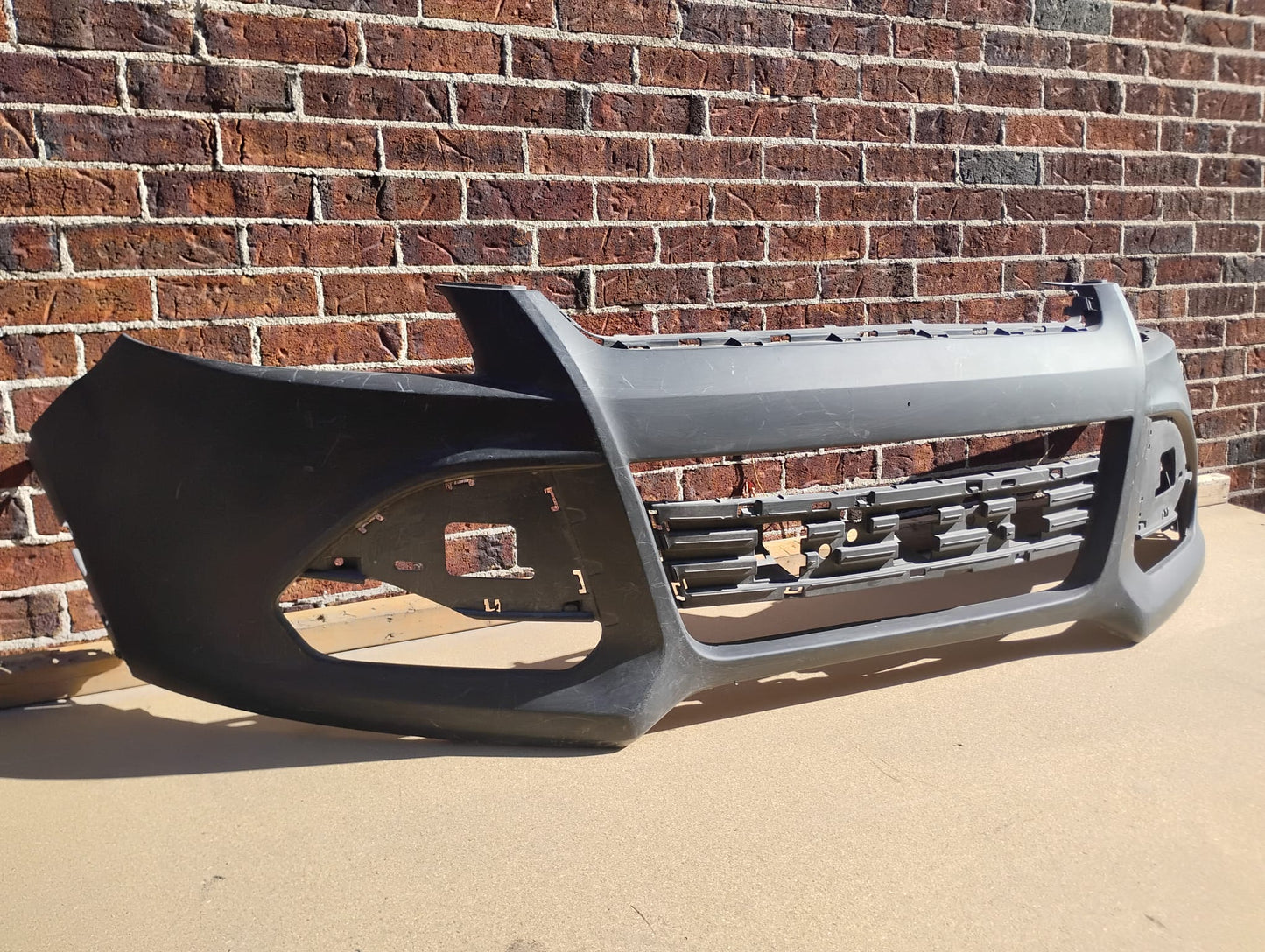 FORD ESCAPE FRONT BUMPER MAT -SEN -CAM ALL ESCP 13-16