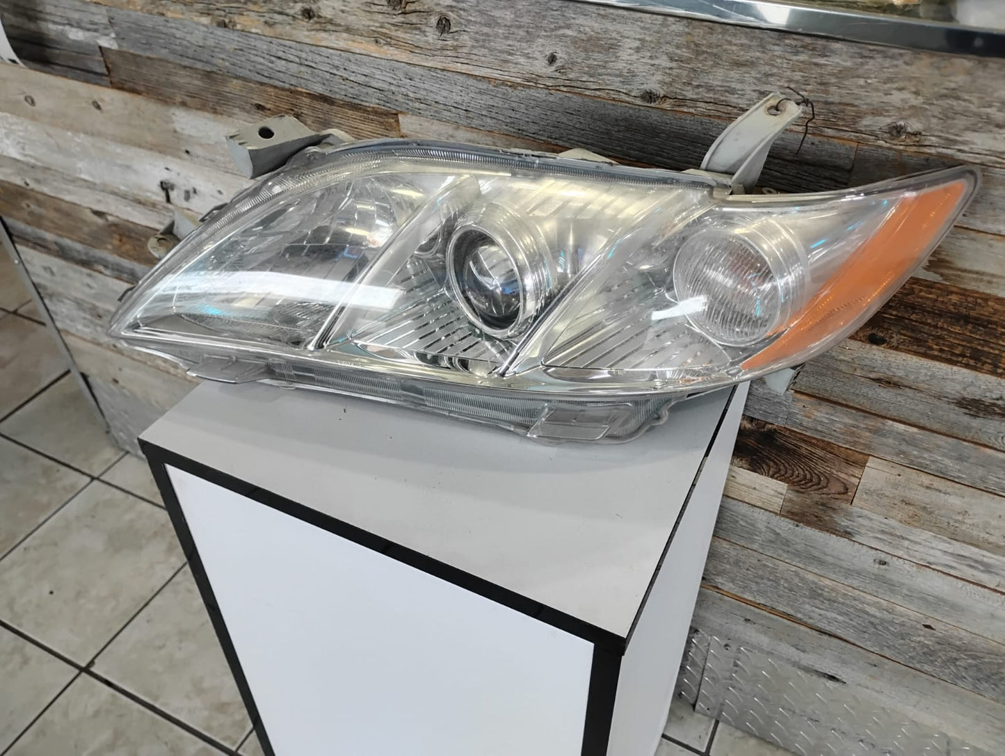 TOYOTA CAMRY 2010 2011 LT Headlamp assy composite BASE|LE|XLE; USA Built