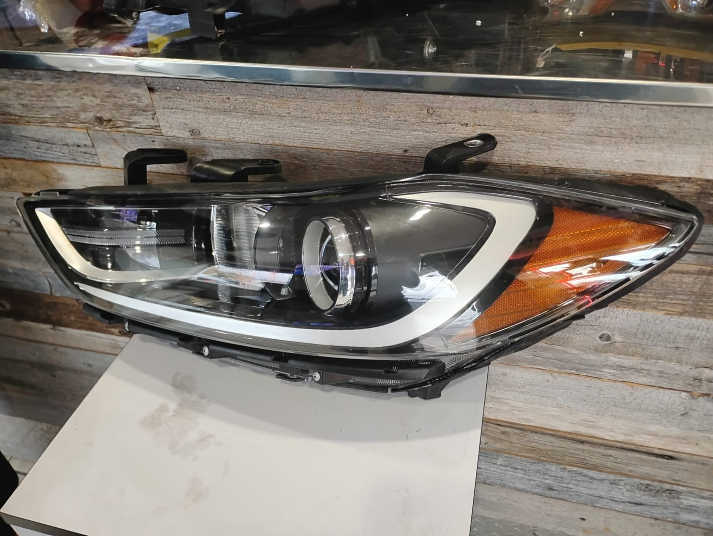 HYUNDAI ELANTRA 2017 2018 Driver Headlamp assy composite Halogen; w/o DRL