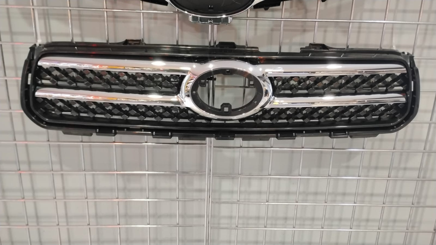 TOYOTA RAV4 2006 2008 Grille assy w.limited model; w/2.4L engine