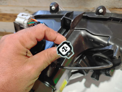 Mazda 3 Sedan, 17-18  PASSENGER SIDE w/o Auto Level Control, HID Headlamp