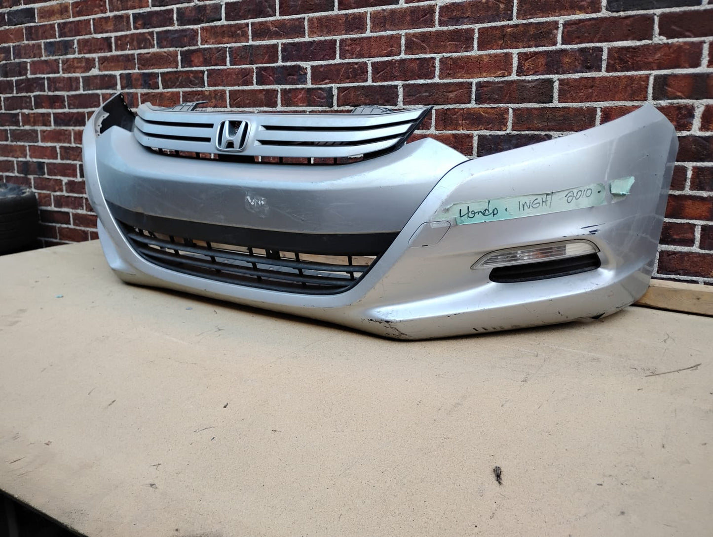 Honda Insight Hatchback w/ fog light holes Front Bumper Cover For 2010-2011
