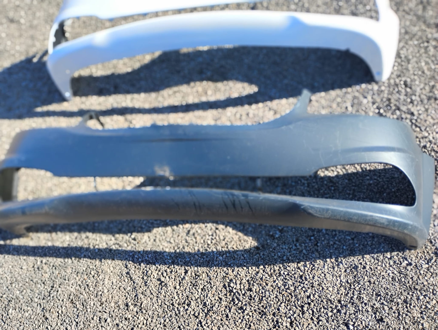 DODGE CARAVAN 2012 - 2018 FRONT BUMPER BLACK OCCASION!!!