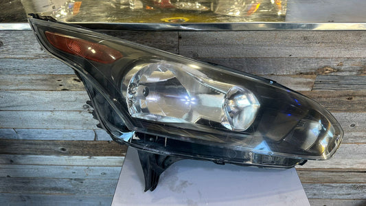 FORD TRANSIT CONNECT 2014-2018 PASSENGER  HEADLAMP ASSY W/BLACK BEZEL XL