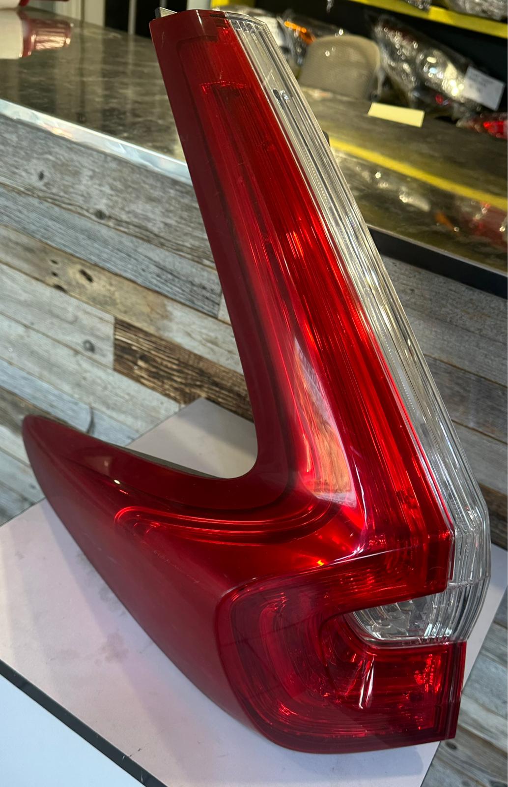 HONDA CR-V 2017-2019 Driver Taillamp assy outer