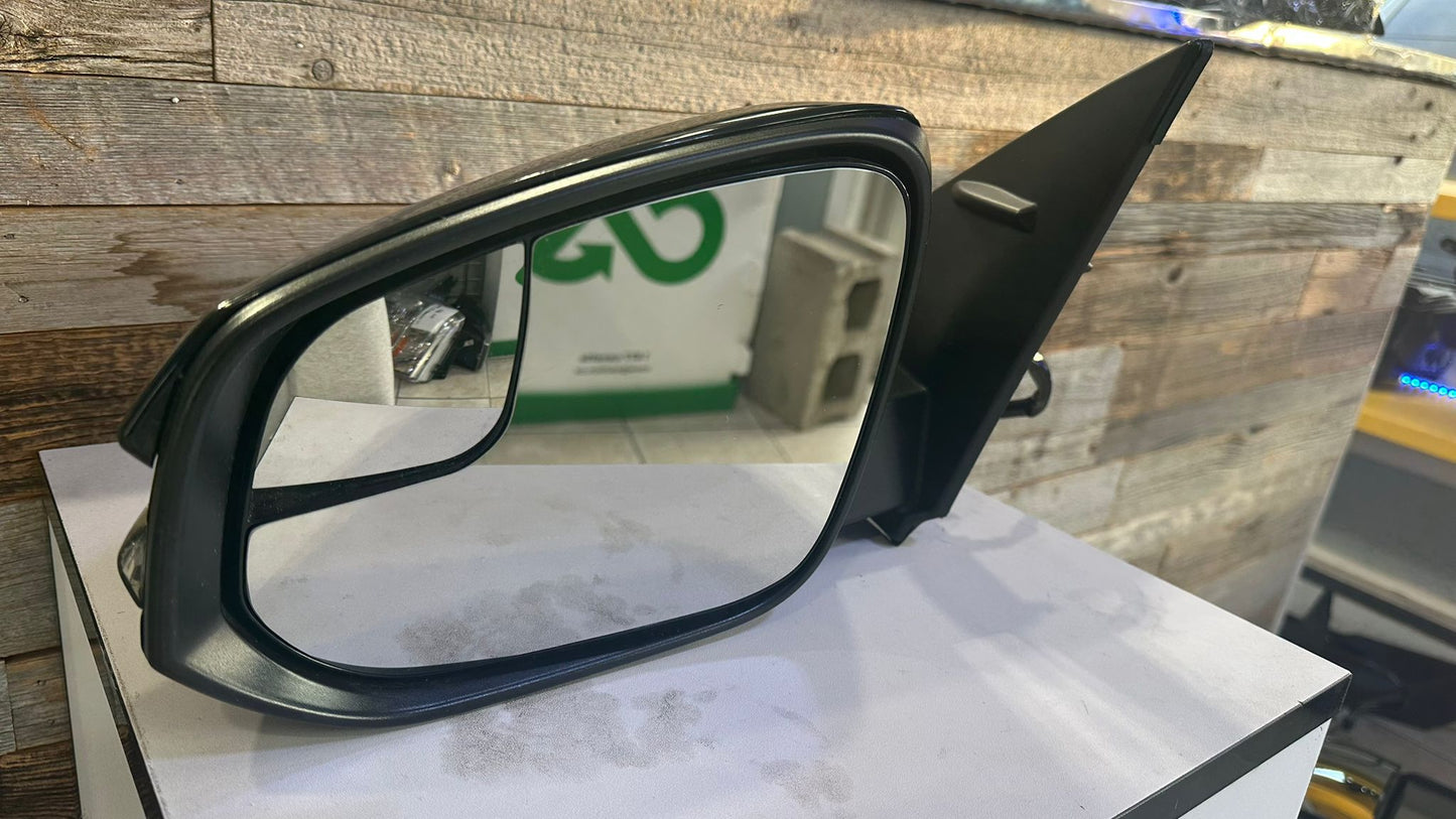 TOYOTA RAV4 2015-2018 Driver Mirror outside rear view North America Built; w/Signal Lamp; w/Blind Spot Detection; From 11-14; PTM
