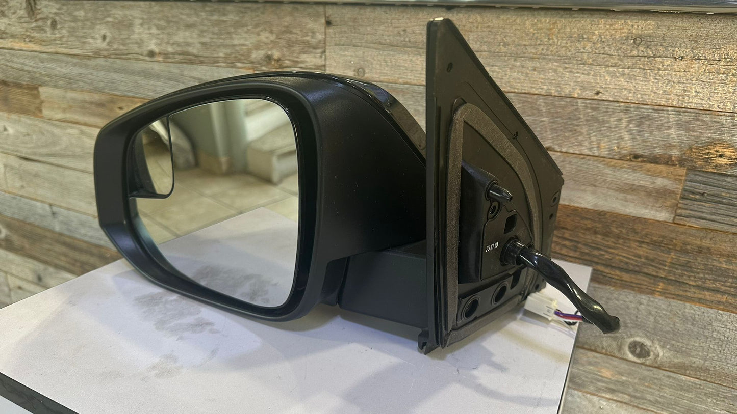 TOYOTA RAV4 2015-2018 Driver Mirror outside rear view North America Built; w/Signal Lamp; w/Blind Spot Detection; From 11-14; PTM