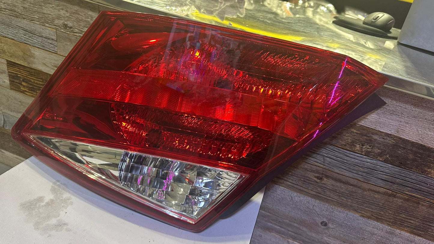 HONDA ACCORD 2008 2012 Passenger Taillamp assy Sedan 2 Portes