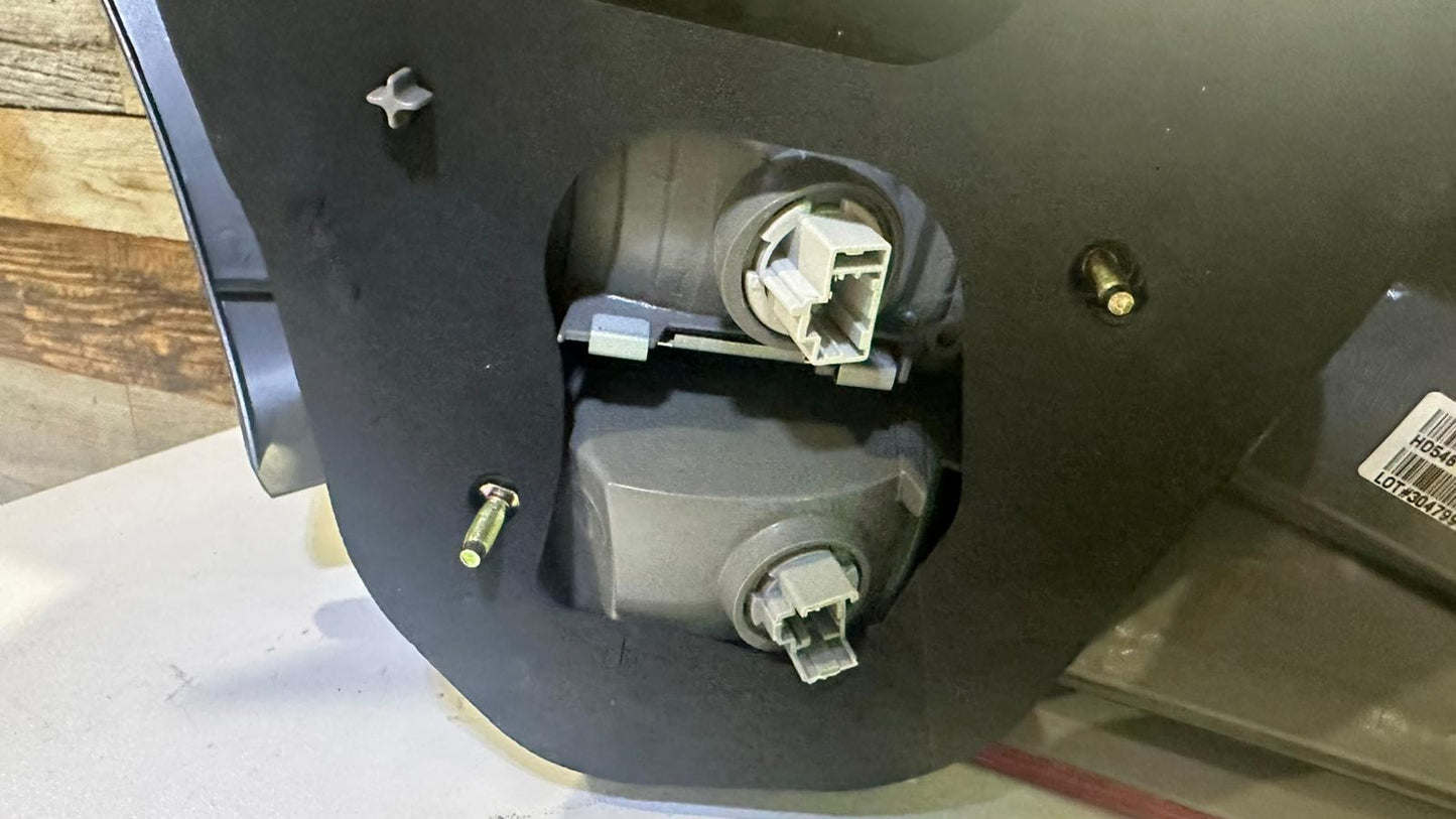 HONDA ACCORD 2008 2012 Passenger Taillamp assy Sedan 2 Portes