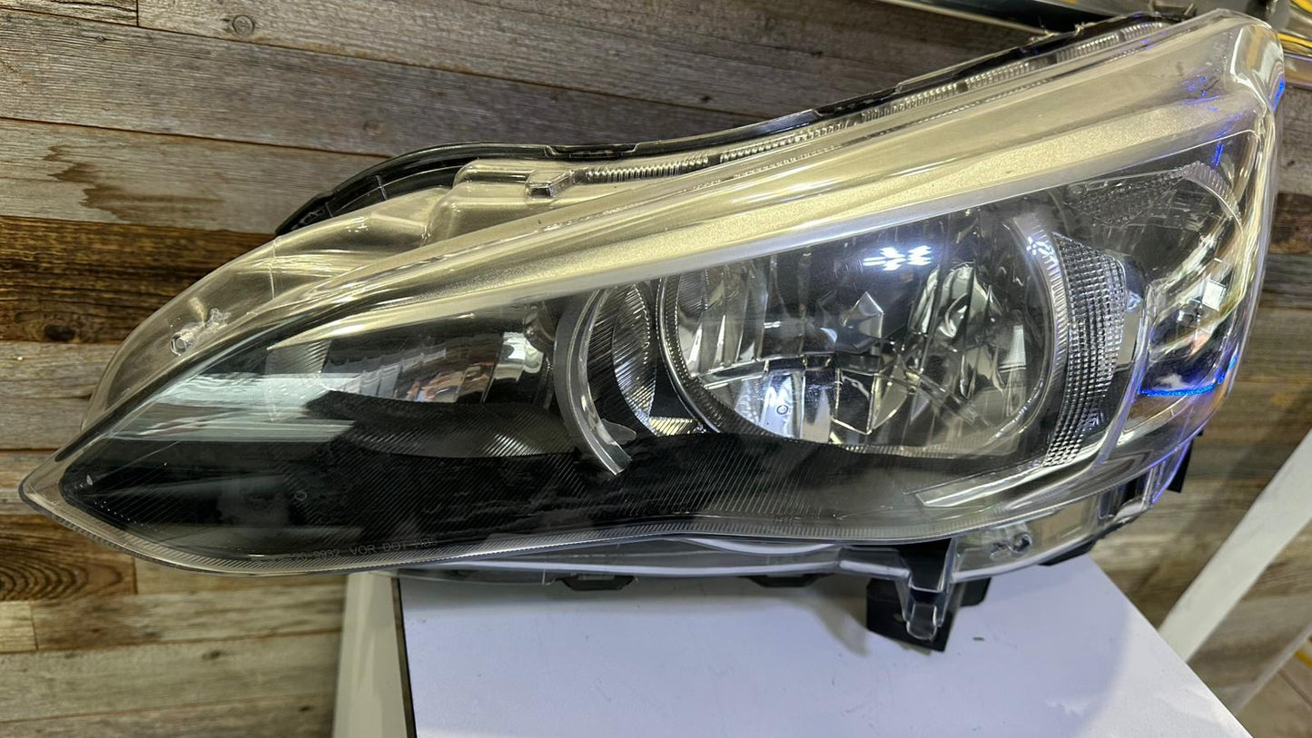 SUBARU IMPREZA 2017-2023 Driver Headlamp assy composite Sedan; Halogen