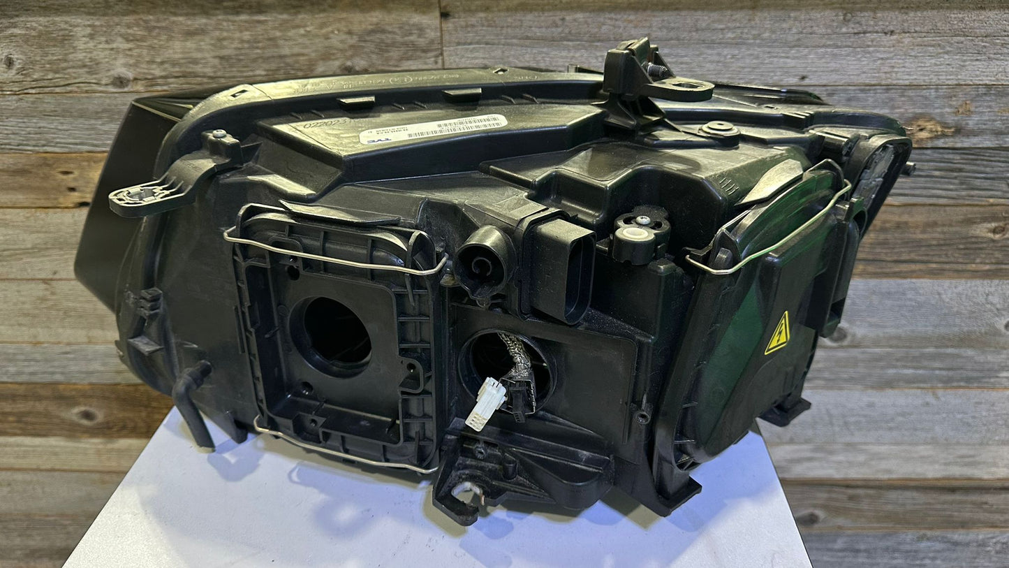 AUDI Q5 2013-2017 Passenger Headlamp assy composite Bi-Xenon; w/o Curve Lighting