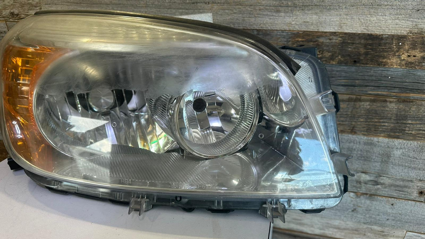 TOYOTA RAV4 2006-2008  BASE/LTD PASSENGER HEADLAMP ASSY