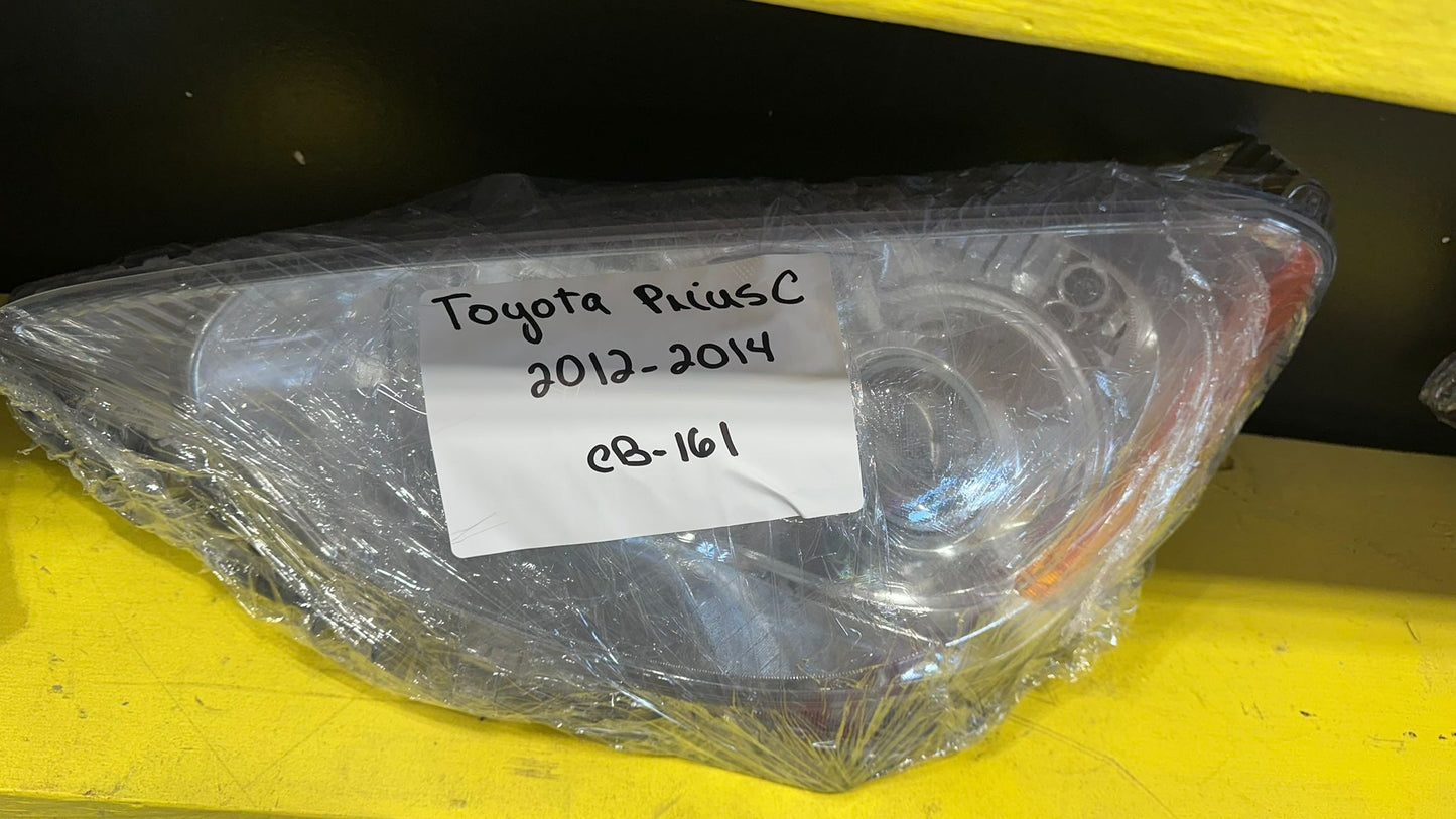 TOYOTA PRIUS C 2012-2014 Driver Headlamp assy composite