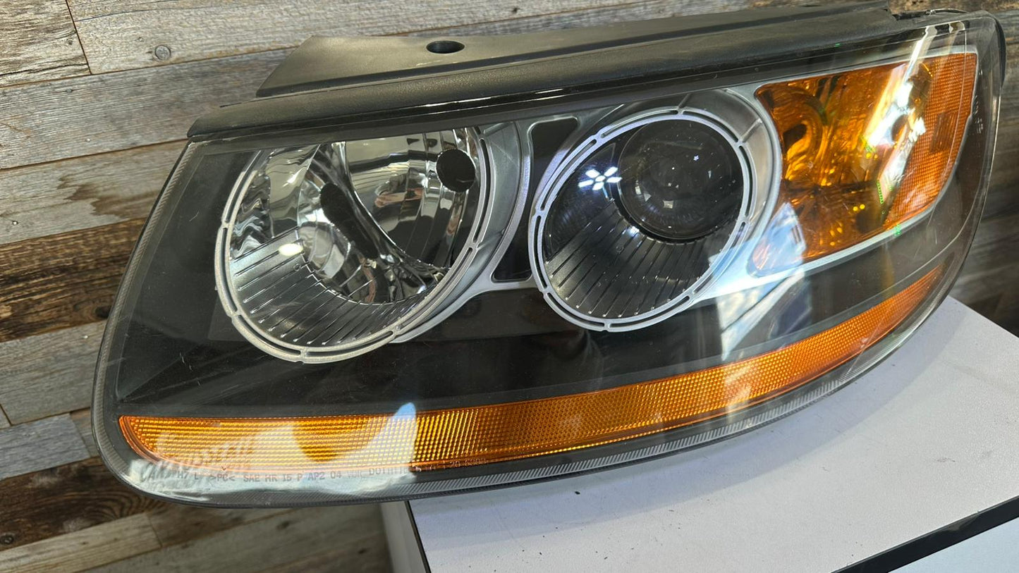 HYUNDAI SANTA FE 2010-2012 Driver Headlamp assy composite