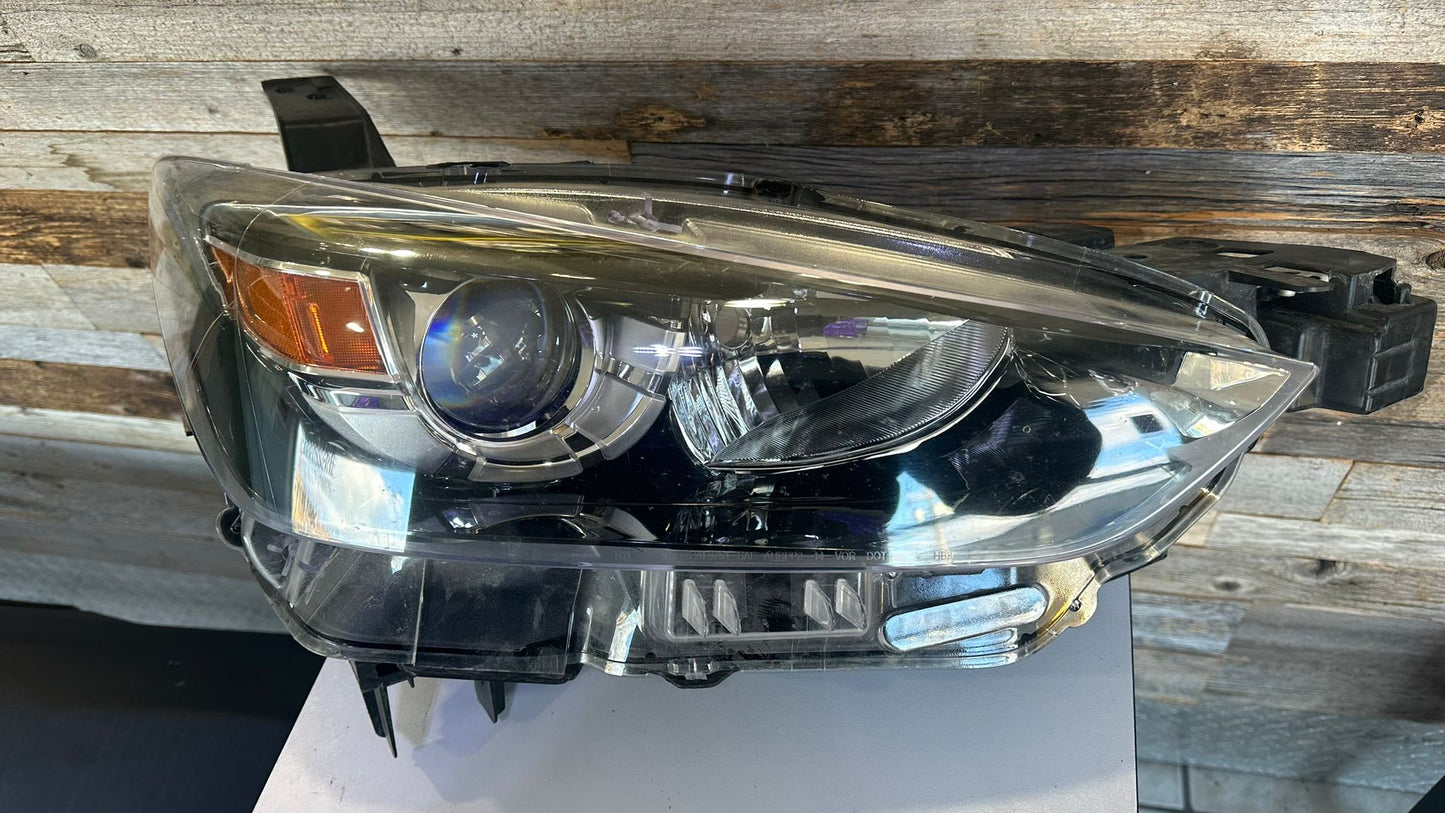 MAZDA CX-3 2016 2022 Passenger Headlamp lens/housing Halogen