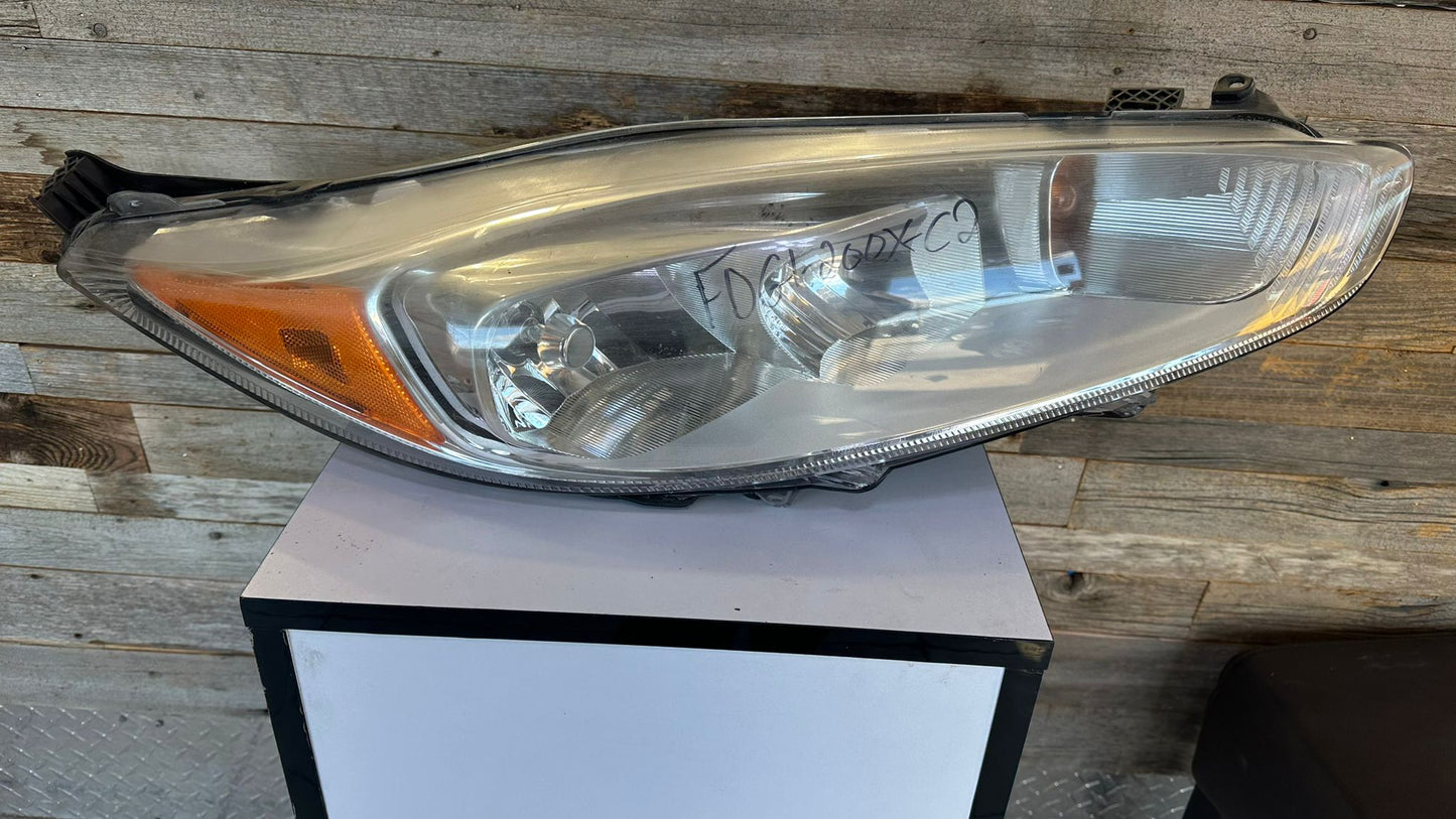 FORD FIESTA 2014-2019 Passenger  Headlamp assy composite TITANIUM