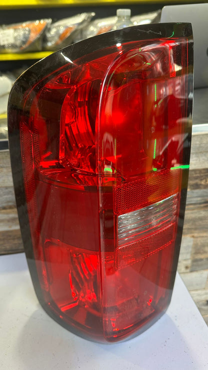 CHEVROLET COLORADO 2015-2022 Driver Taillamp assy